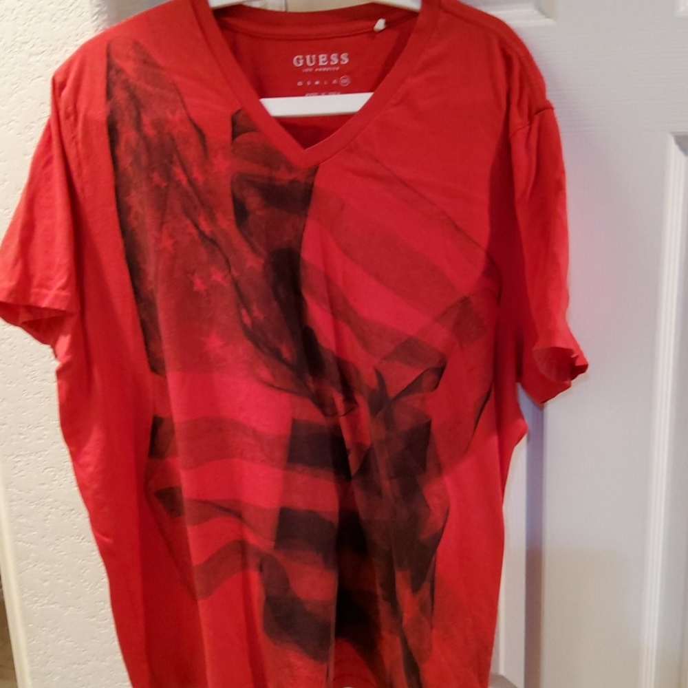 Guess t-shirt